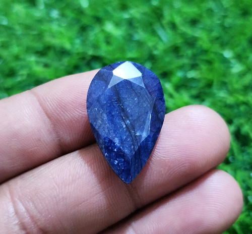 Natürlicher blauer saphir - natürlicher,